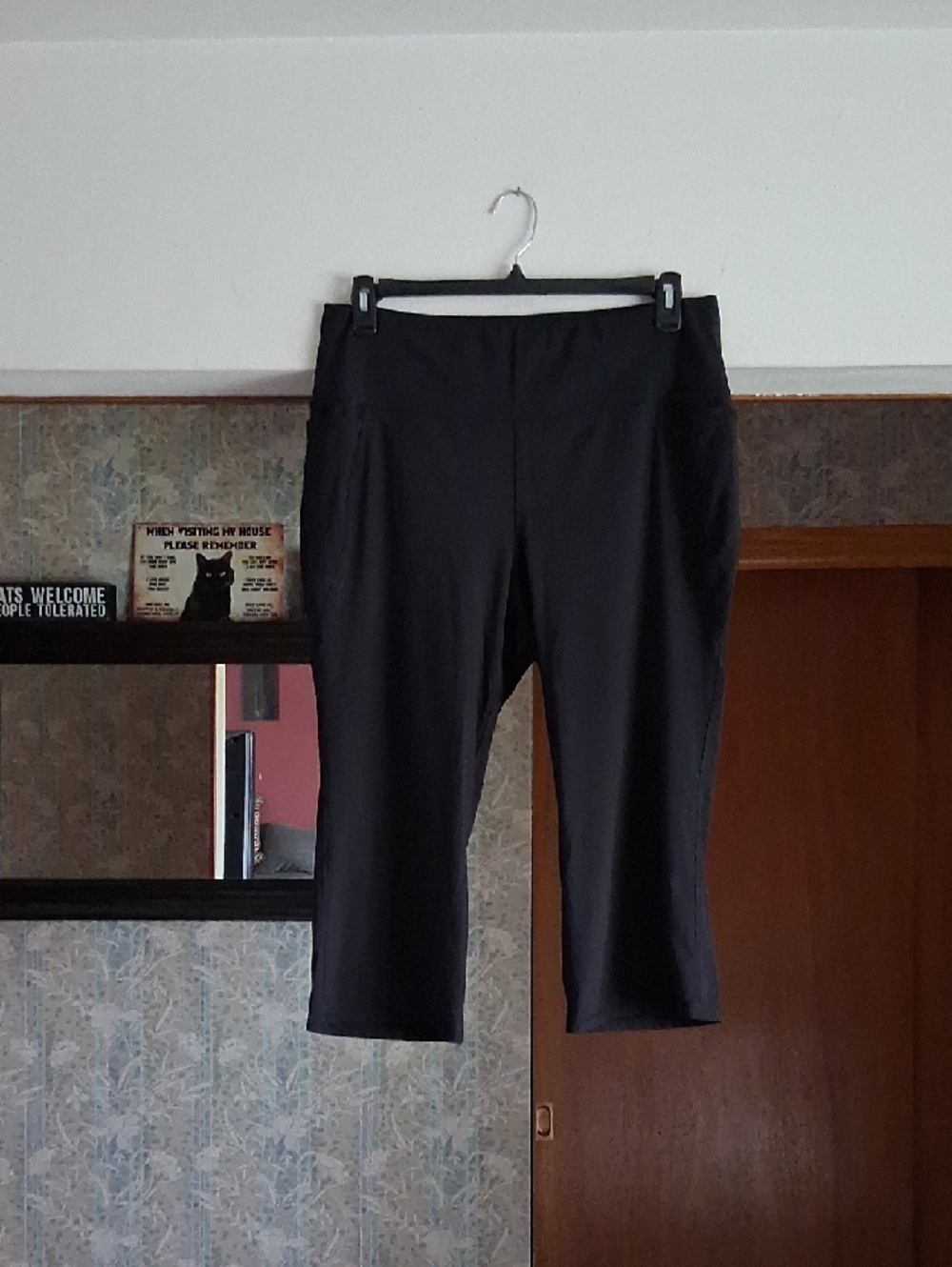 Size 18/20 Lane Bryant LIVI Soft Capri Pants C102 - Picture 3 of 10